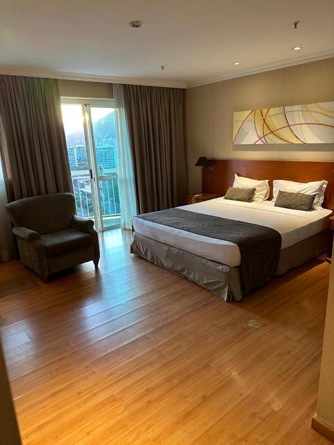 Flat Com Vista Panoramica -15- Na Barra Da Tijuca - Estacionamento Gratuito - Frigobar - Ar Condicionado - Piscina - Academia - Balsa Para Praia Gratis - Varanda - Vista Parcial Mar E Lagoa Ріо-де-Жанейро Екстер'єр фото