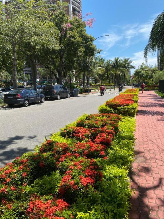 Flat Com Vista Panoramica -15- Na Barra Da Tijuca - Estacionamento Gratuito - Frigobar - Ar Condicionado - Piscina - Academia - Balsa Para Praia Gratis - Varanda - Vista Parcial Mar E Lagoa Ріо-де-Жанейро Екстер'єр фото