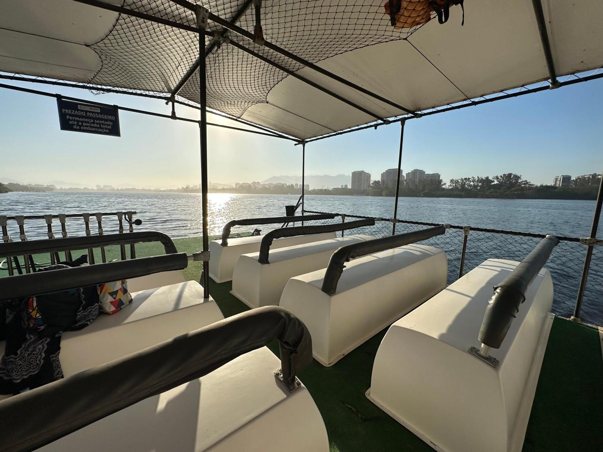 Flat Com Vista Panoramica -15- Na Barra Da Tijuca - Estacionamento Gratuito - Frigobar - Ar Condicionado - Piscina - Academia - Balsa Para Praia Gratis - Varanda - Vista Parcial Mar E Lagoa Ріо-де-Жанейро Екстер'єр фото